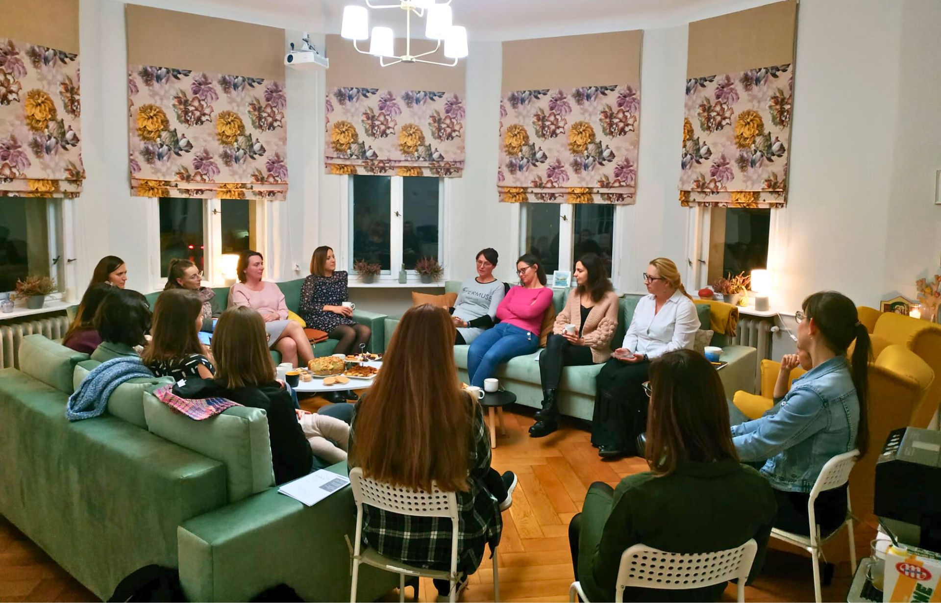 Relacja z listopadowej kawy pelnej dobra